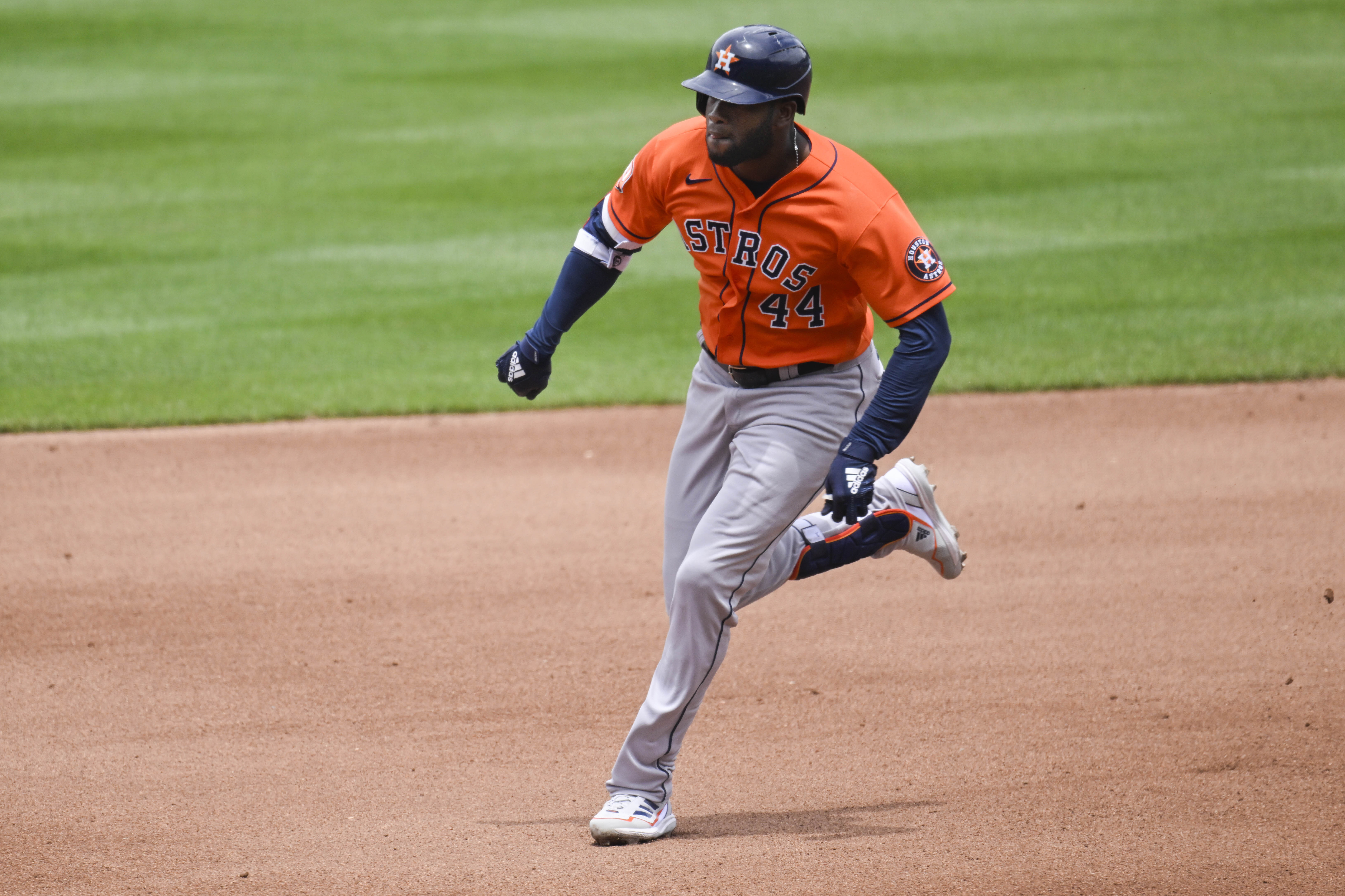 Yordan Alvarez Signs $115 Million Contract Extension with Houston Astros