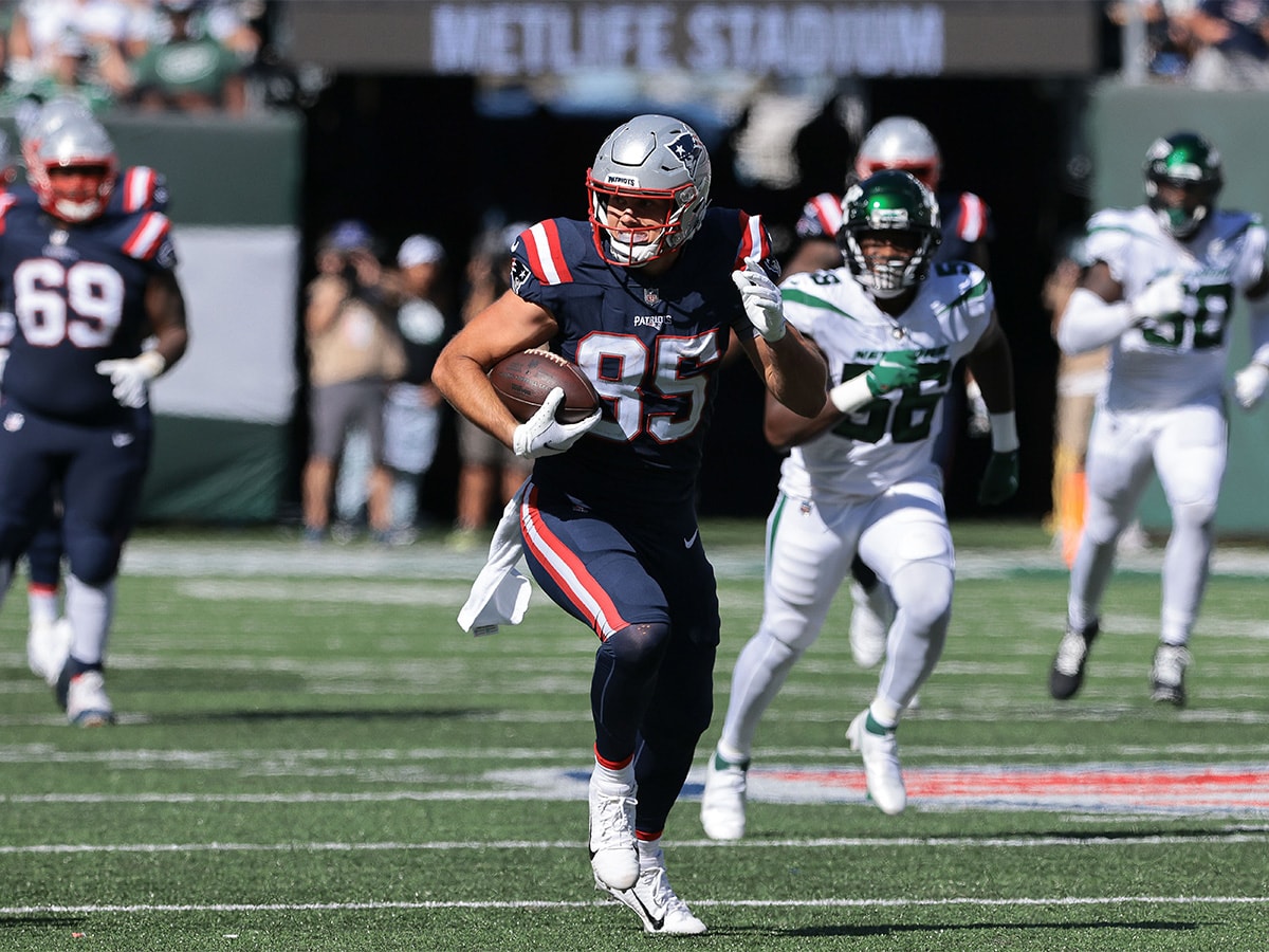 Hunter Henry vs Jets: A Key Player to Watch in This Showdown!