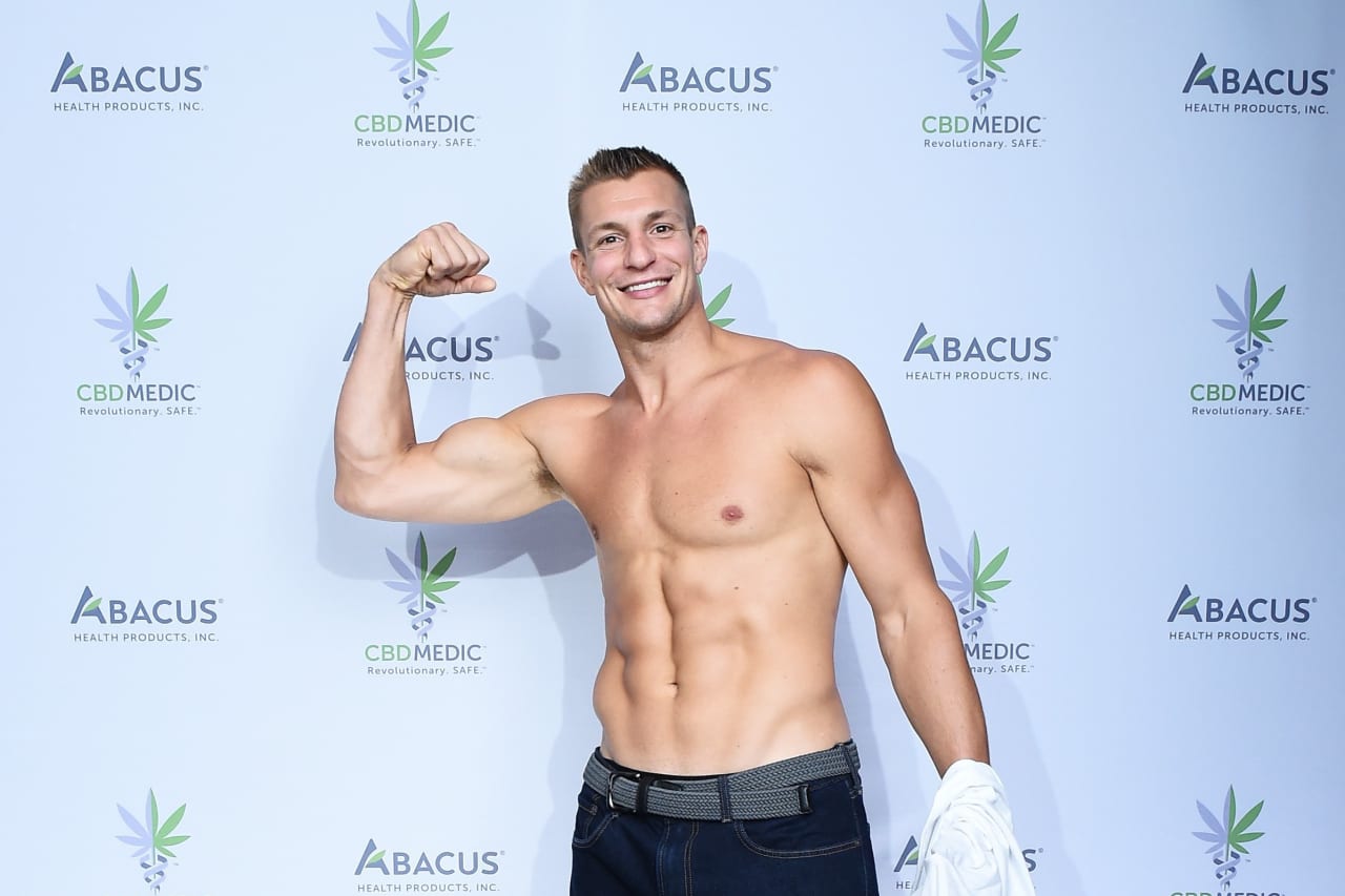 Rob Gronkowski Height and Weight: Lets Explore His Physique