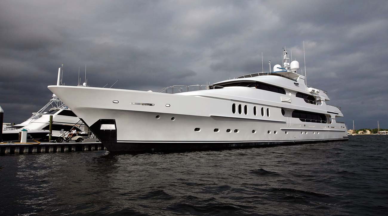 Tiger Woods Boat: How Much Did His Yacht Cost?