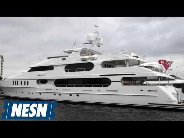 See Photos of Tiger Woods Yacht Amazing Luxury Life