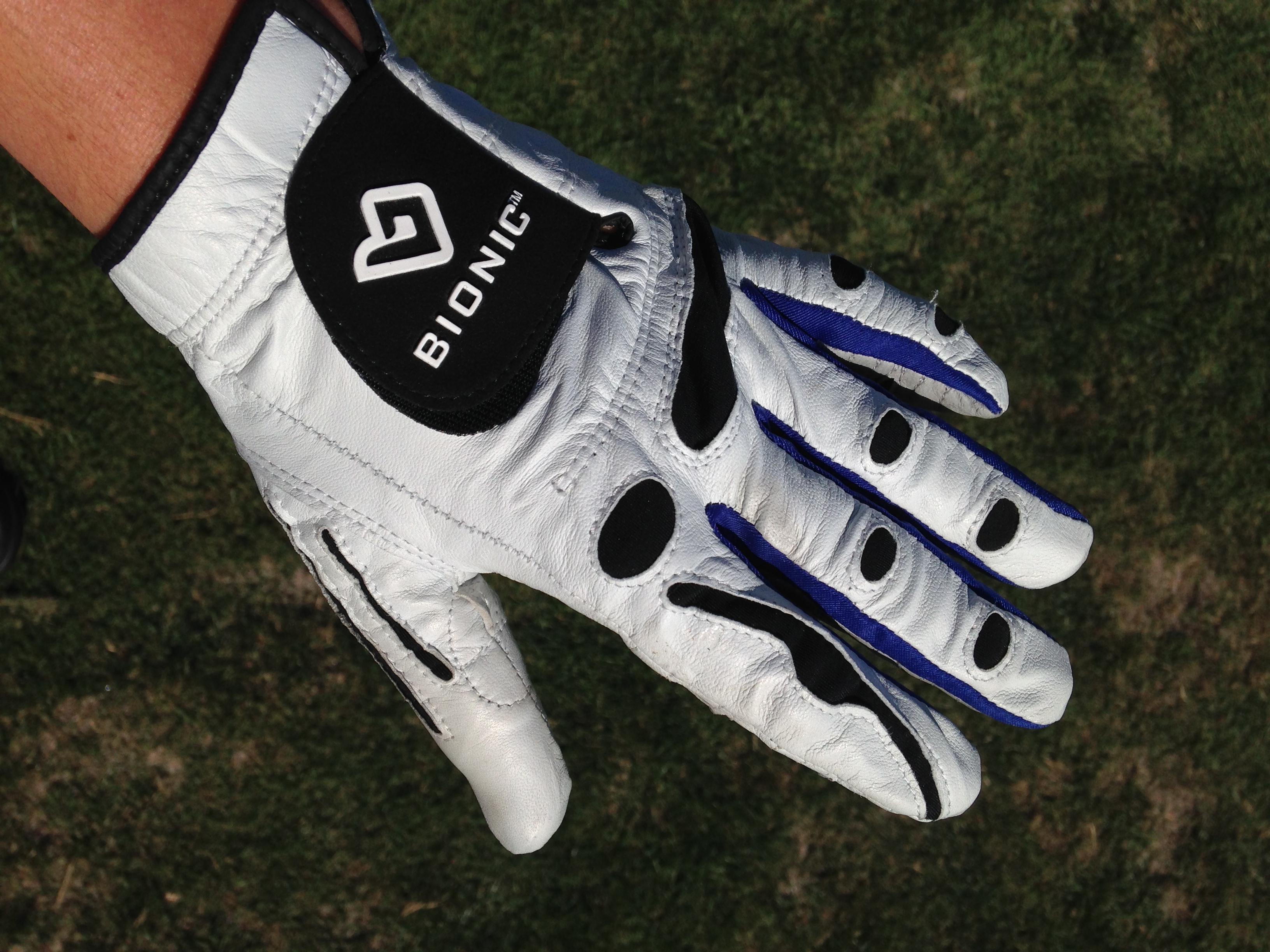 Bionic Golf Gloves: Are They Worth the Hype? Honest Review