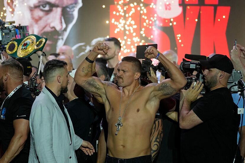 Oleksandr Usyk Net Worth 2024: Get the Latest on the Boxers Wealth!