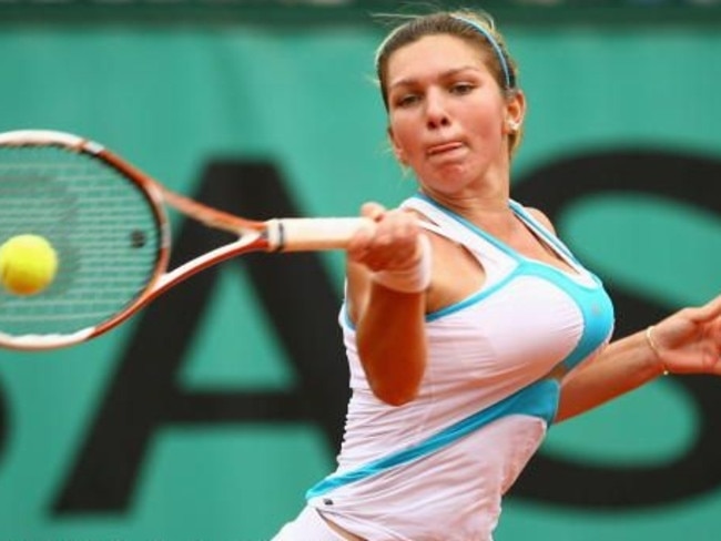 Simona Halep Big Breast Size: What Was It Before? (Pictures of Her Journey)