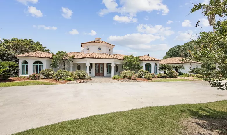 Dustin Poirier House Location: Get the Scoop on His Digs!