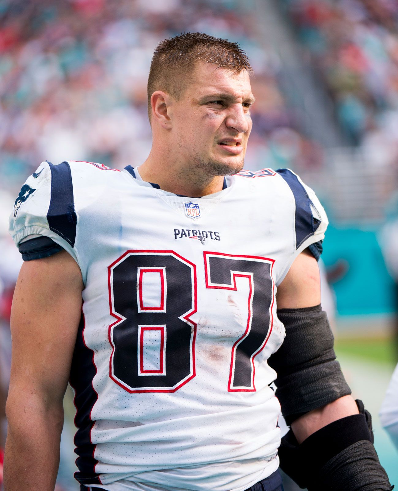 How Tall Is Gronk? Check Out His Height and Other Interesting Details Right Now!