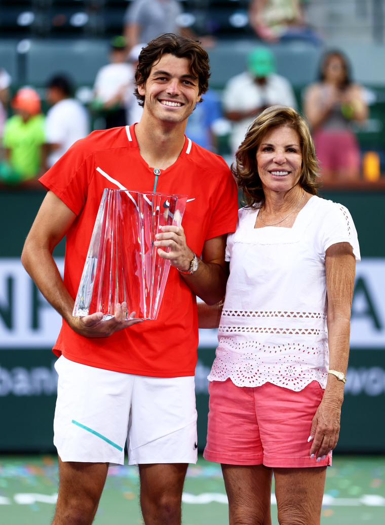 Kathy May Fritz Plastic Surgery: Truth About Taylor Fritz Mothers Look.