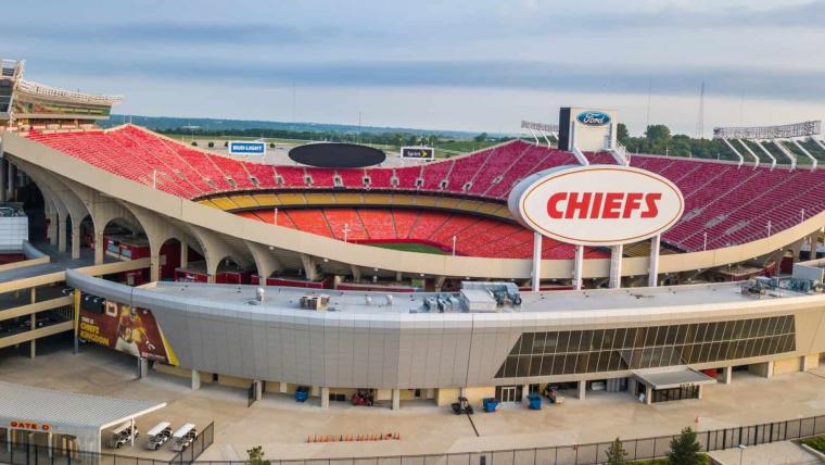 Planning a Visit? Know the Arrowhead Stadium Capacity & More Useful Details!